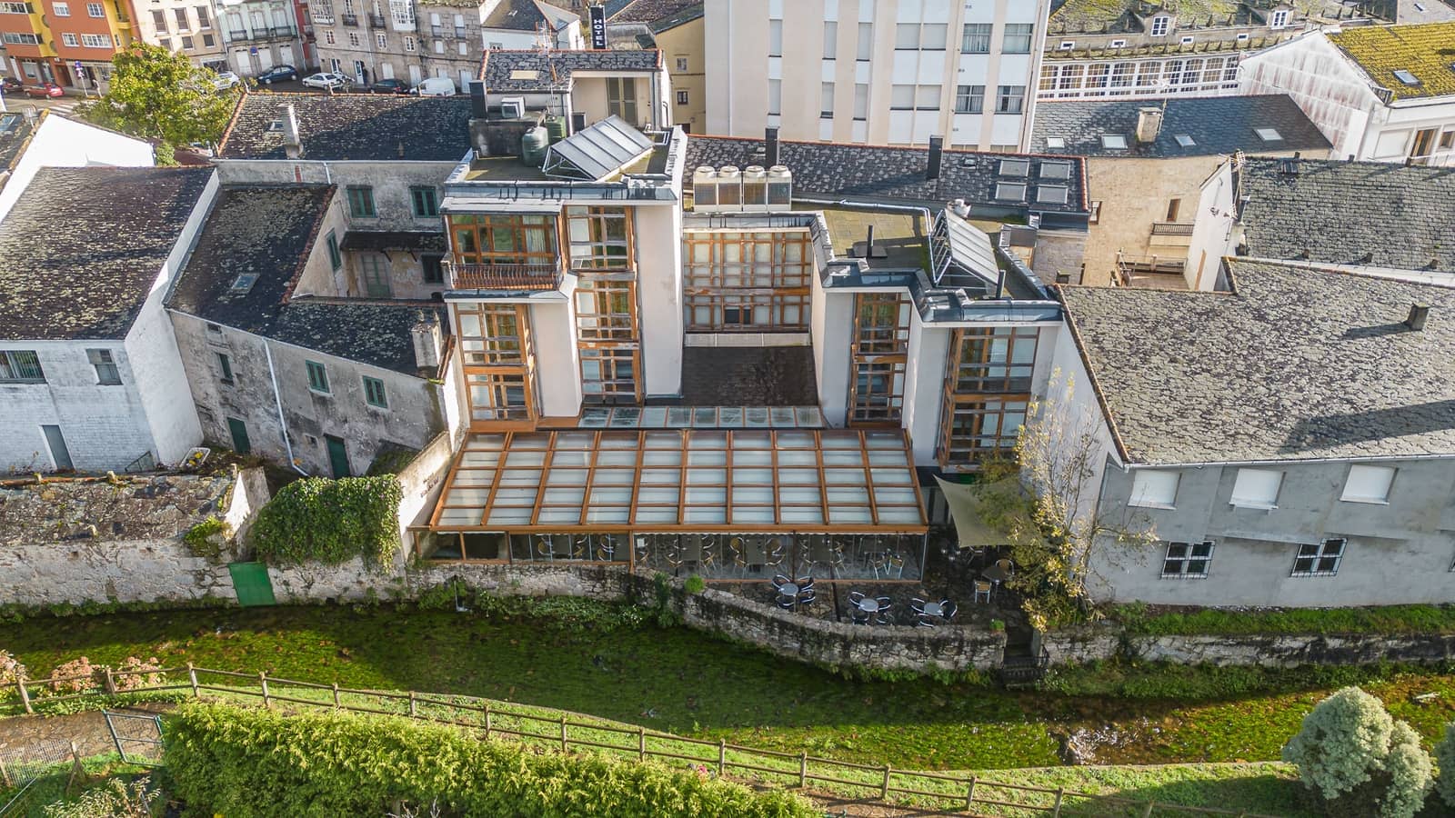 18 quarto Empresa para venda em O Valadouro - 1 700 000 € (Ref: 8451324)