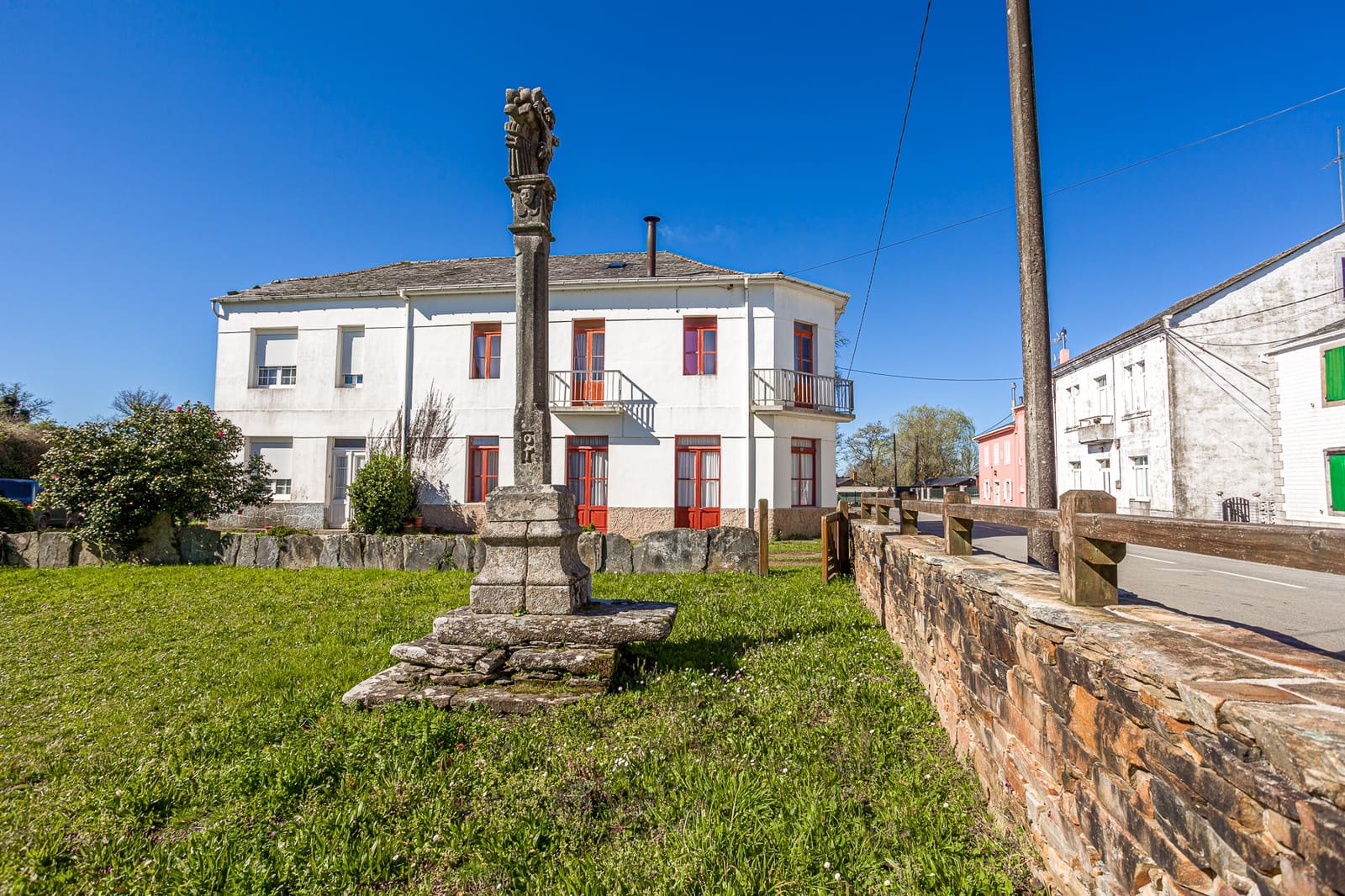 8 soveværelse Finca/Landehus til salg i Xermade - € 199.000 (Ref: 8451332)