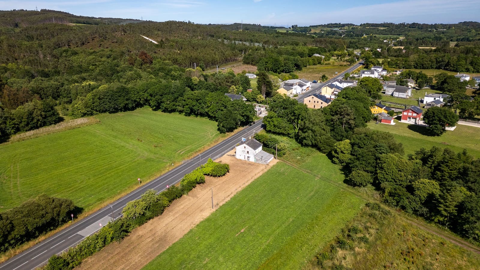 4 soveværelse Finca/Landehus til salg i Vilalba - € 80.000 (Ref: 8477875)