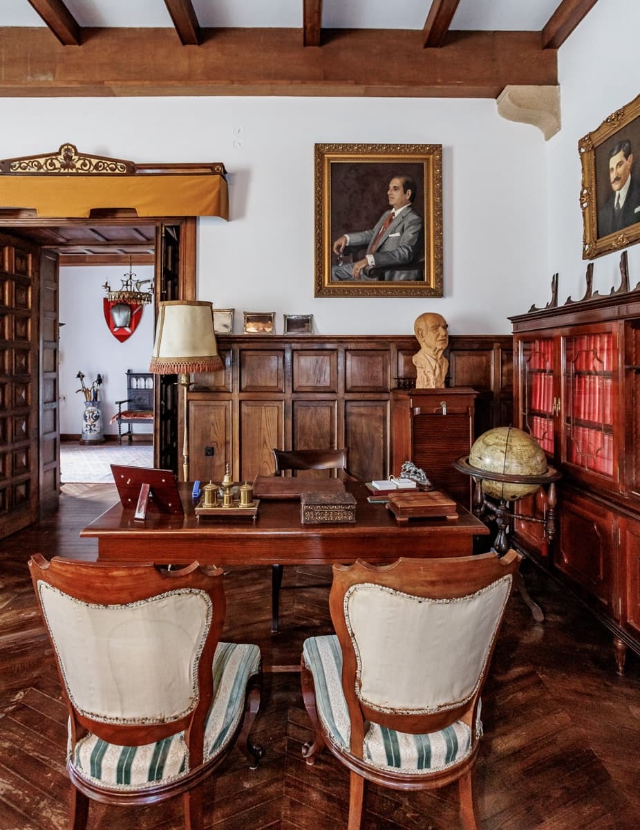 11 soveværelse Finca/Landehus til salg i Bergondo - € 3.800.000 (Ref: 8477876)