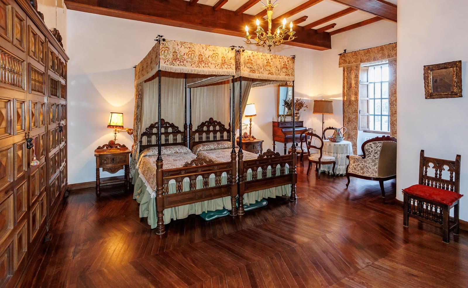 11 soveværelse Finca/Landehus til salg i Bergondo - € 3.800.000 (Ref: 8477876)