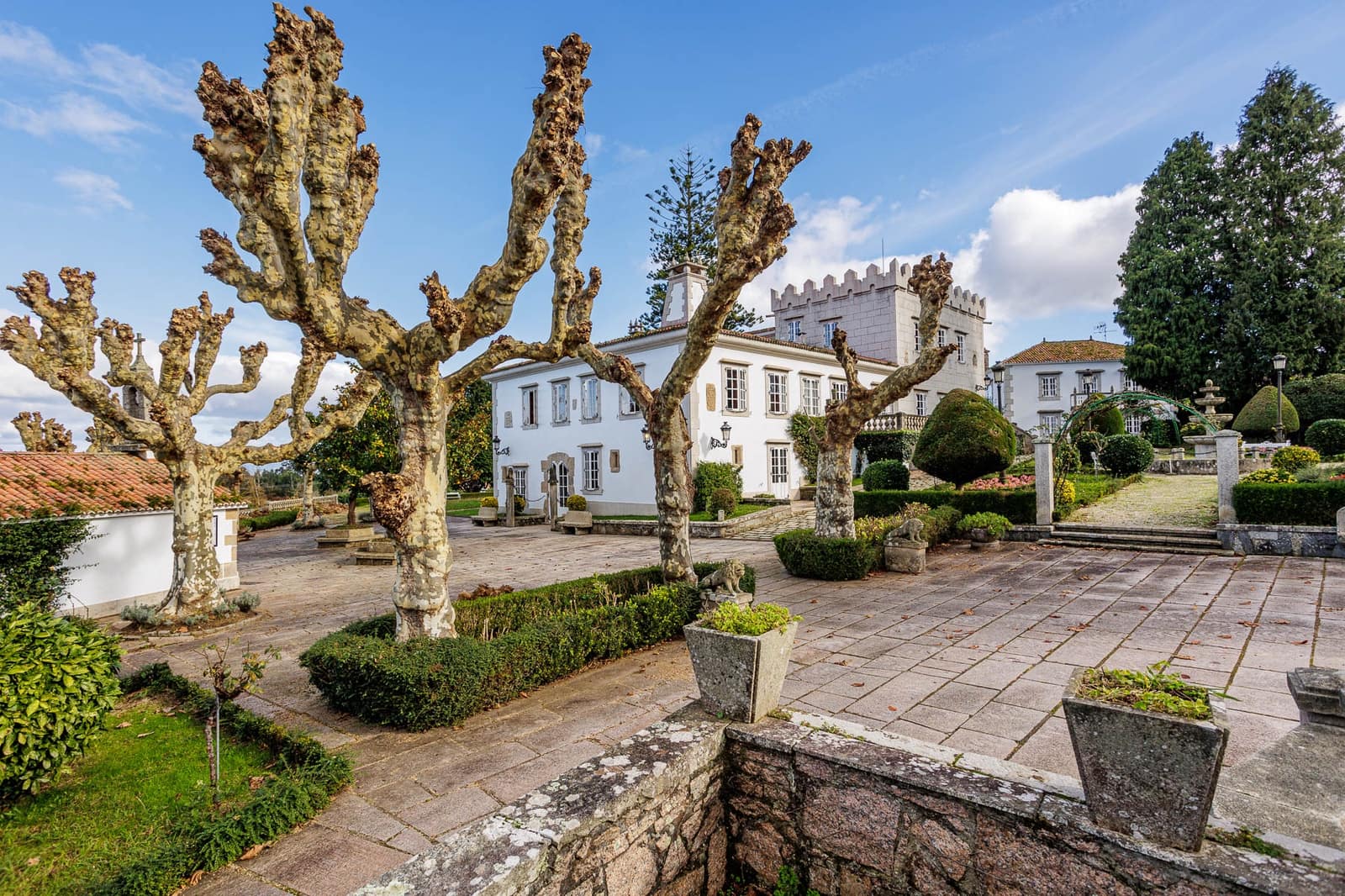 11 soveværelse Finca/Landehus til salg i Bergondo - € 3.800.000 (Ref: 8477876)