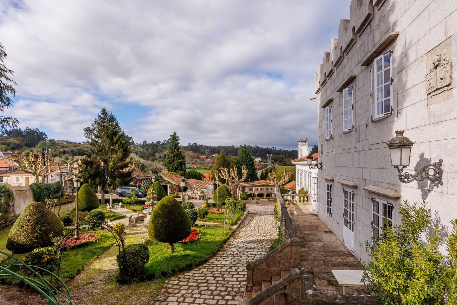 11 soveværelse Finca/Landehus til salg i Bergondo - € 3.800.000 (Ref: 8477876)