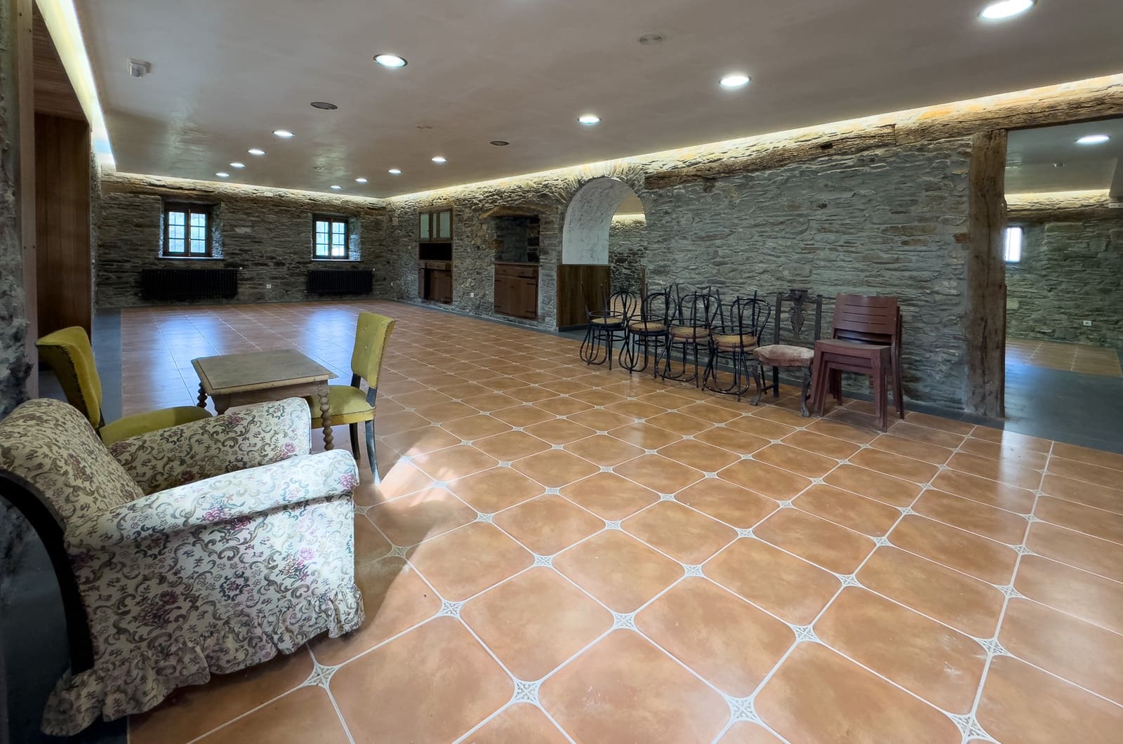 8 chambre Finca/Maison de Campagne à vendre à A Pontenova - 1 980 000 € (Ref: 8630161)