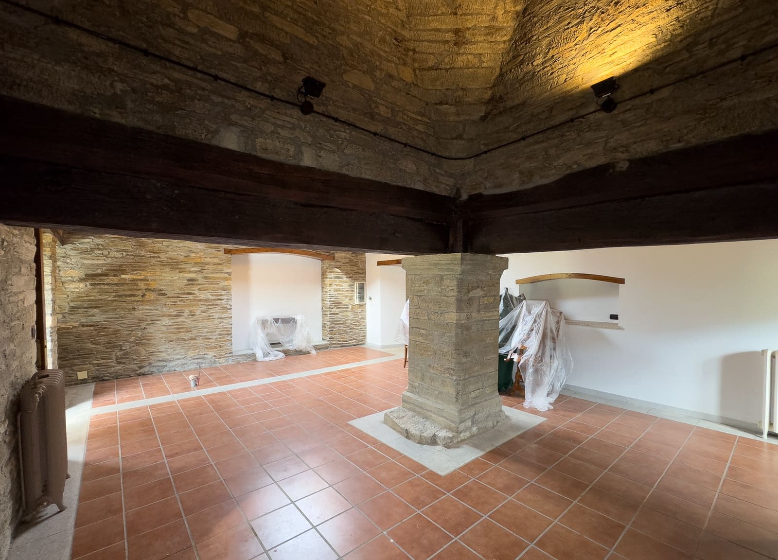 8 chambre Finca/Maison de Campagne à vendre à A Pontenova - 1 980 000 € (Ref: 8630161)
