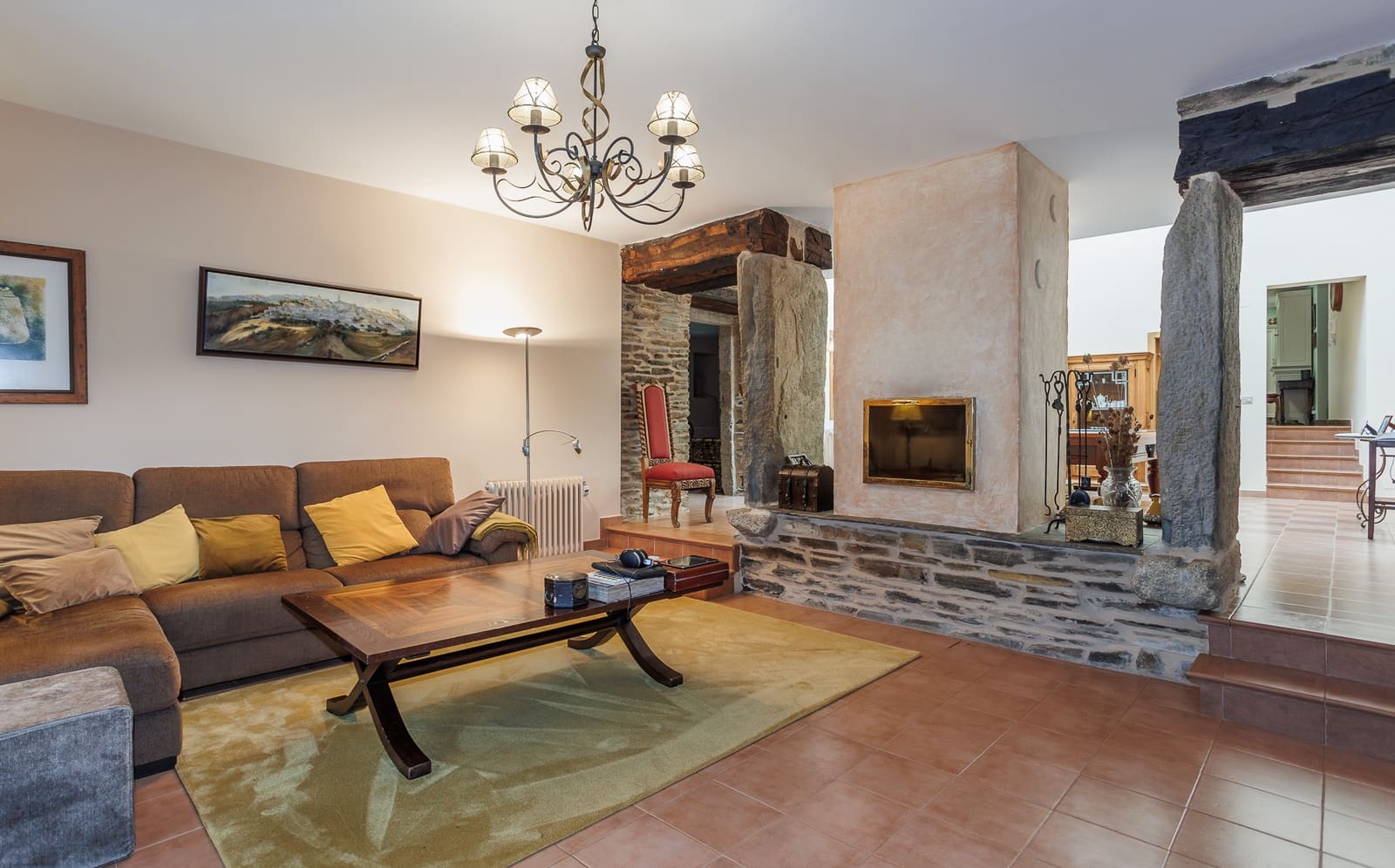 5 soveværelse Finca/Landehus til salg i Lugo by med swimmingpool - € 650.000 (Ref: 8630162)