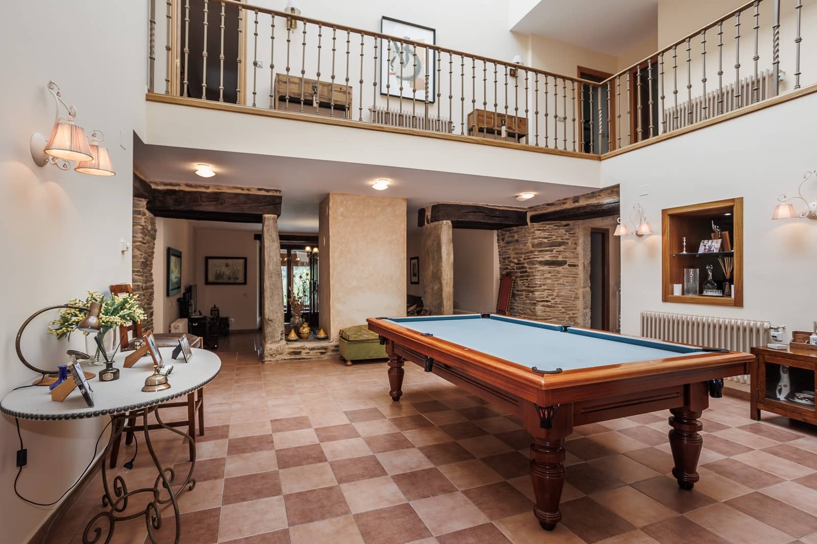 5 sypialnia Finka/Dom wiejski na sprzedaż w Miasto Lugo z basenem - 650 000 € (Ref: 8630162)