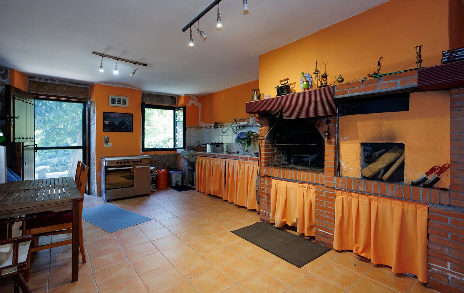 2 soveværelse Finca/Landehus til salg i Guitiriz - € 250.000 (Ref: 8630165)