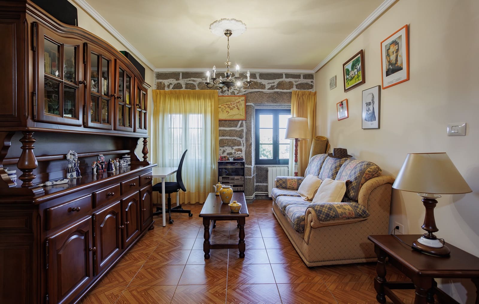2 sypialnia Finka/Dom wiejski na sprzedaż w Guitiriz z garażem - 250 000 € (Ref: 8630165)