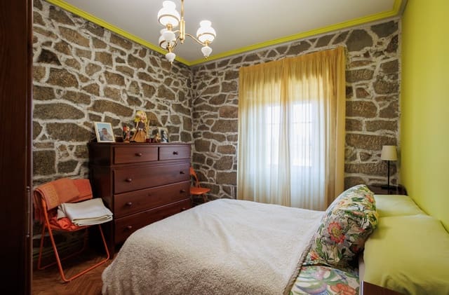 2 quarto Quinta/Casa Rural para venda em Guitiriz com garagem - 250 000 € (Ref: 8630165)