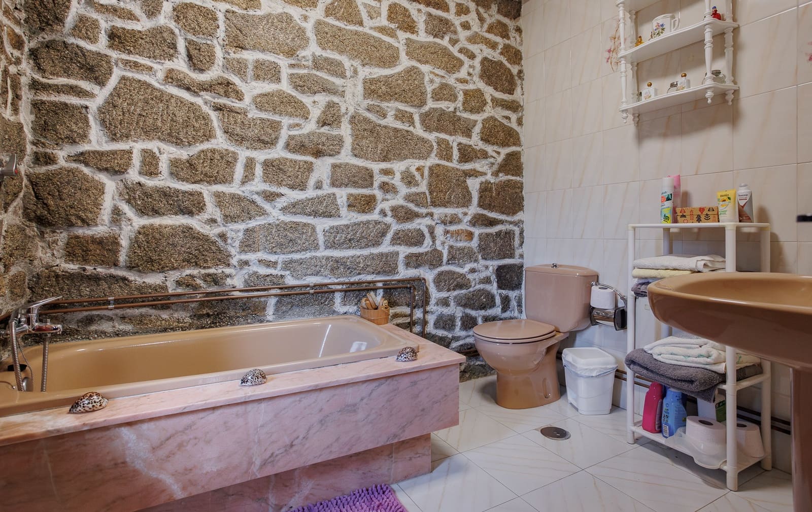 2 sypialnia Finka/Dom wiejski na sprzedaż w Guitiriz z garażem - 250 000 € (Ref: 8630165)