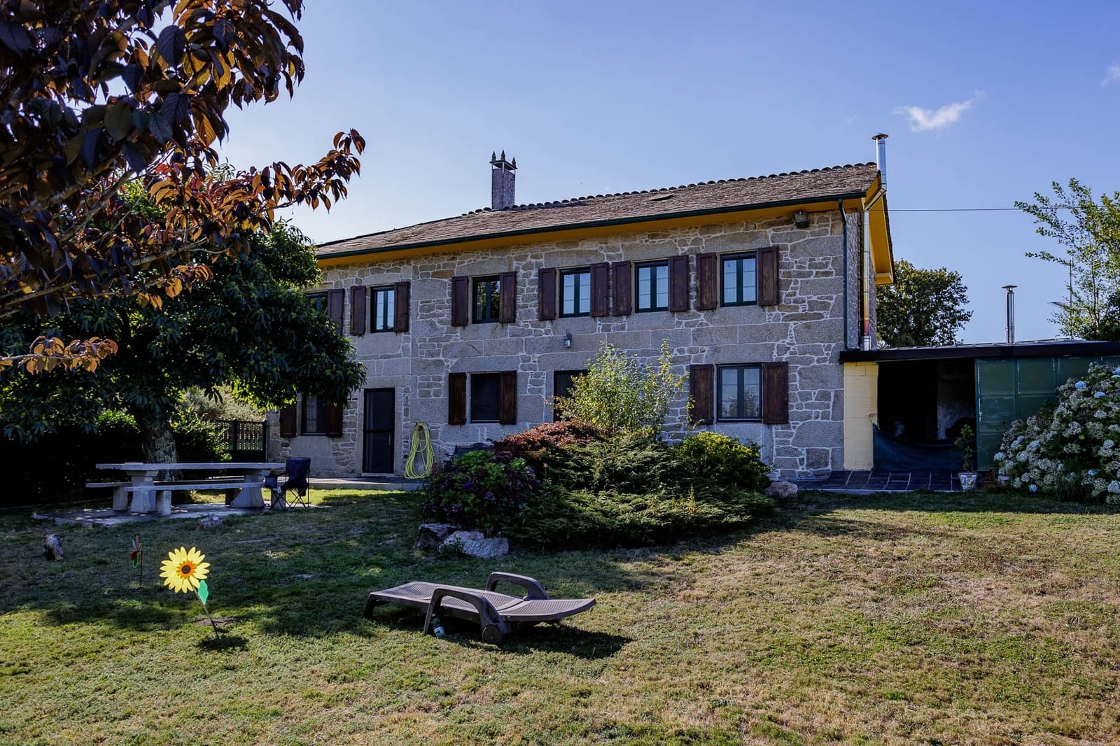 2 sypialnia Finka/Dom wiejski na sprzedaż w Guitiriz z garażem - 250 000 € (Ref: 8630165)