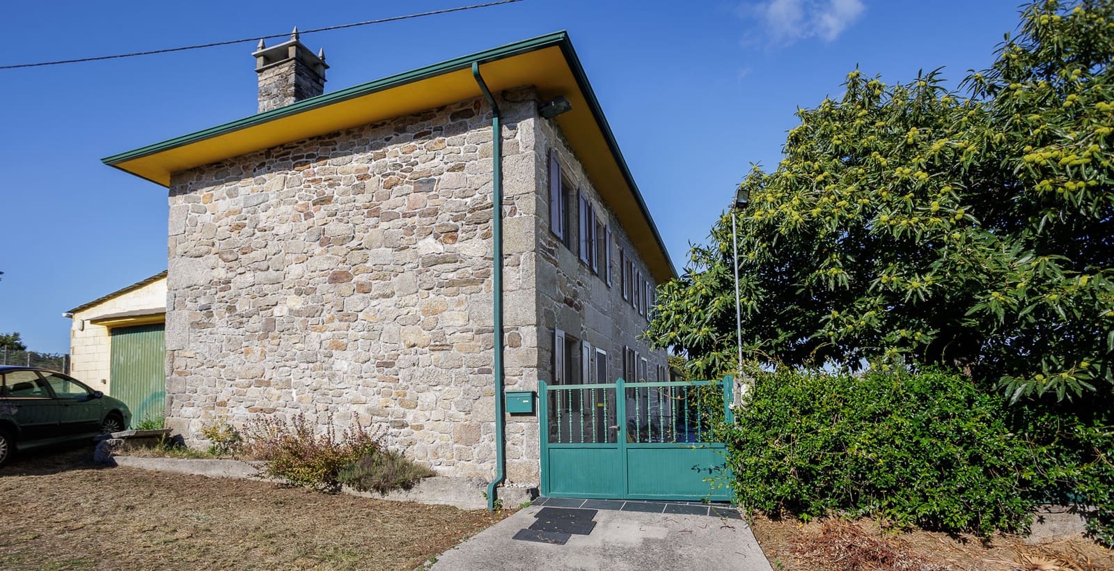 2 sypialnia Finka/Dom wiejski na sprzedaż w Guitiriz z garażem - 250 000 € (Ref: 8630165)