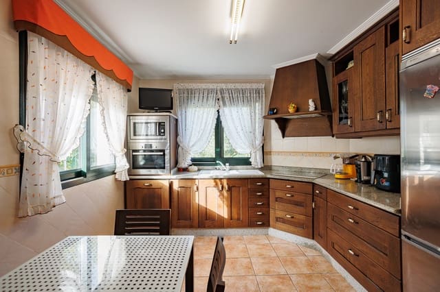 4 sypialnia Finka/Dom wiejski na sprzedaż w Melide - 300 000 € (Ref: 8652938)