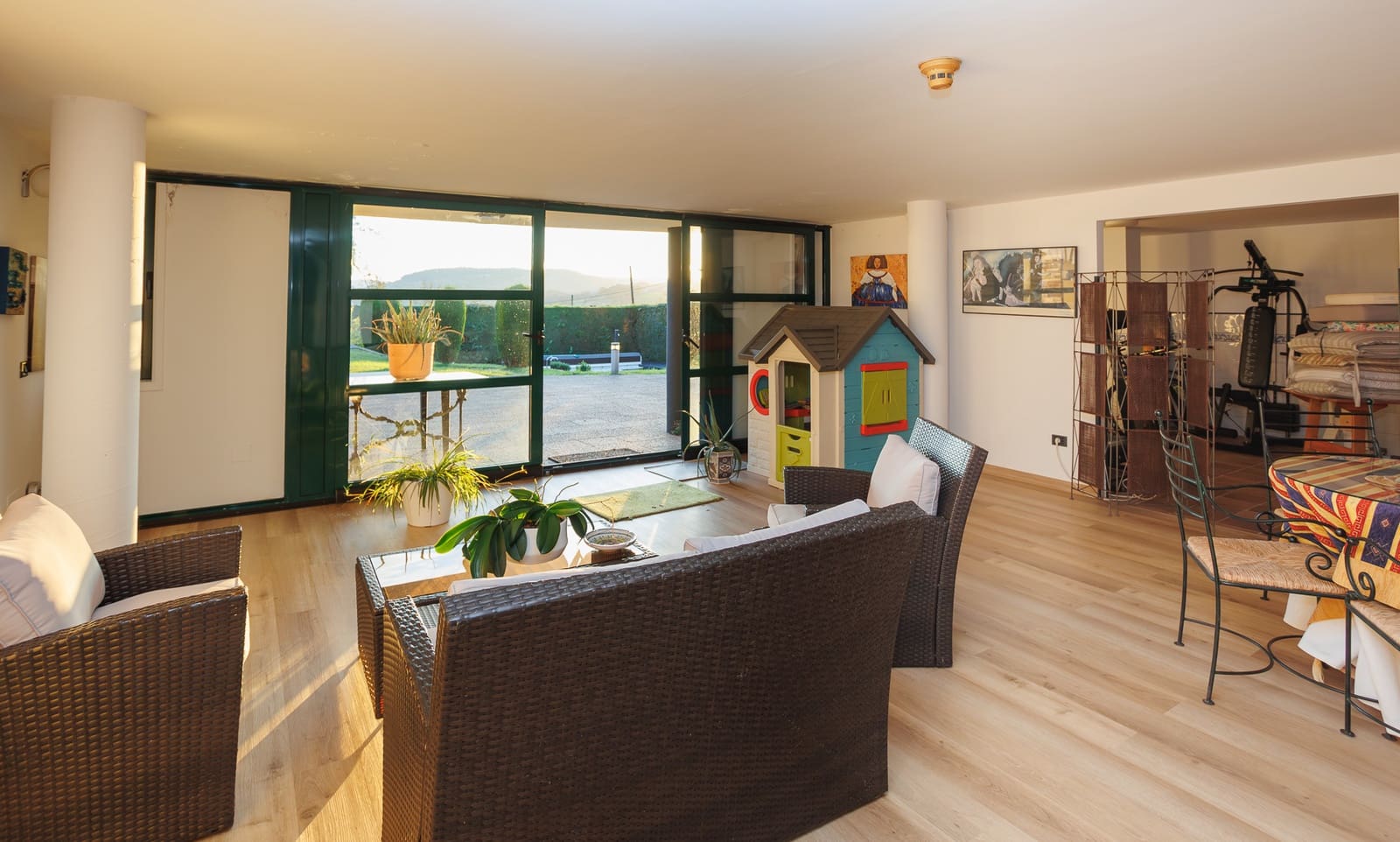 4 soveværelse Finca/Landehus til salg i Lugo by med swimmingpool - € 570.000 (Ref: 8712651)