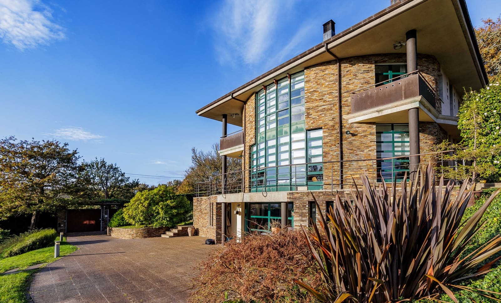 4 soveværelse Finca/Landehus til salg i Lugo by med swimmingpool - € 570.000 (Ref: 8712651)