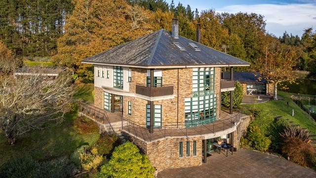 4 quarto Quinta/Casa Rural para venda em Lugo cidade com piscina - 570 000 € (Ref: 8712651)