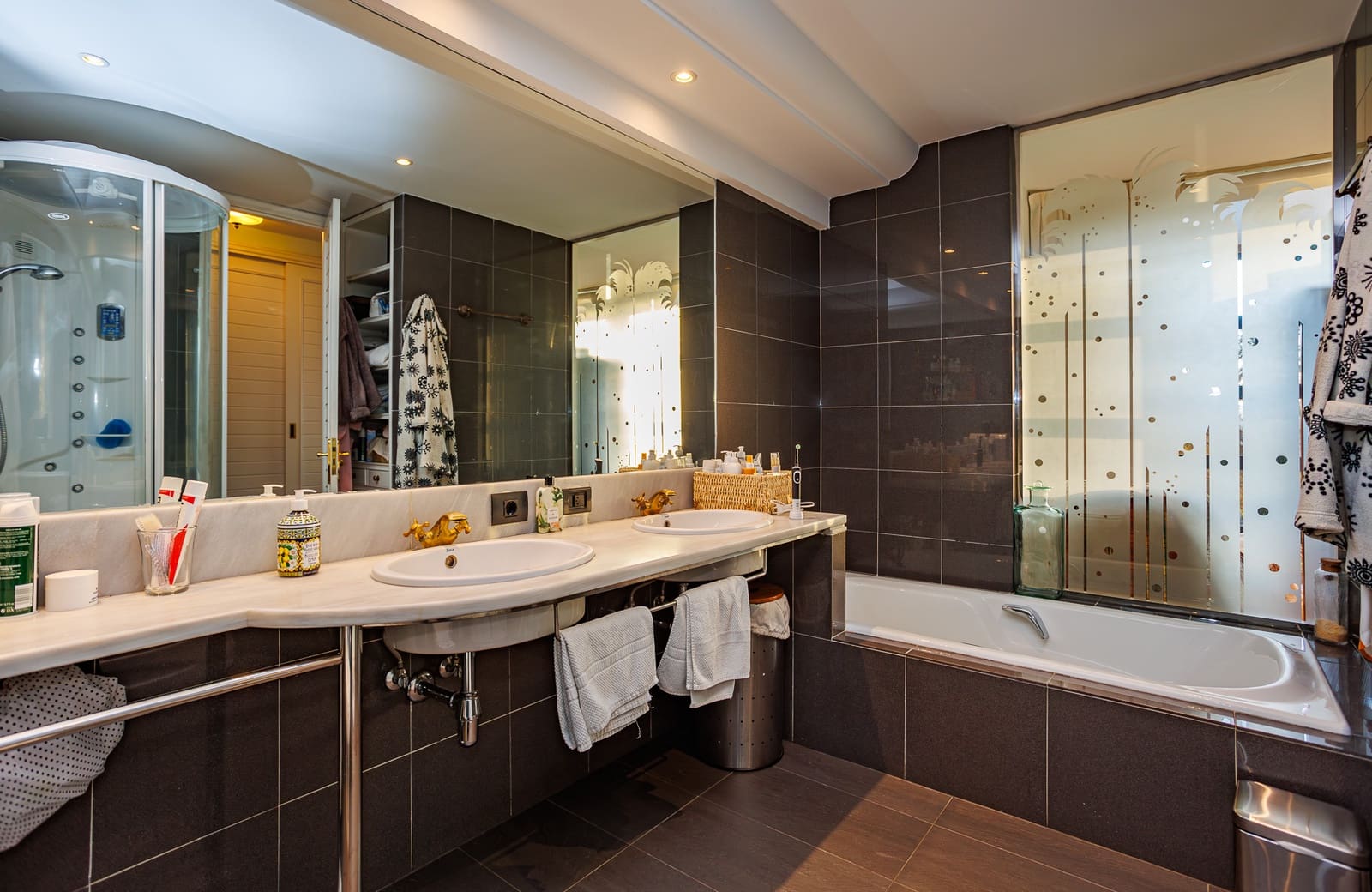 4 soveværelse Finca/Landehus til salg i Lugo by med swimmingpool - € 570.000 (Ref: 8712651)