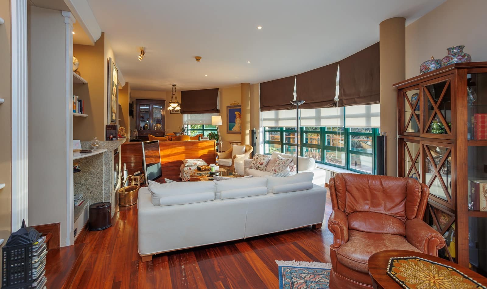 4 soveværelse Finca/Landehus til salg i Lugo by med swimmingpool - € 570.000 (Ref: 8712651)