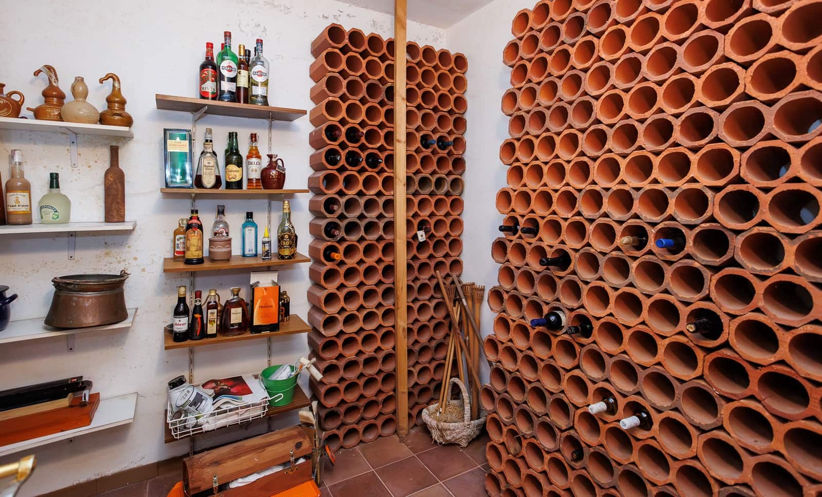 4 soveværelse Finca/Landehus til salg i Lugo by med swimmingpool - € 570.000 (Ref: 8712651)