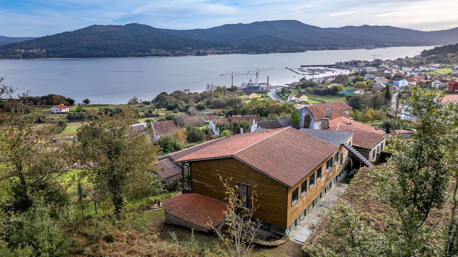 5 soveværelse Finca/Landehus til salg i Outes - € 350.000 (Ref: 8729542)
