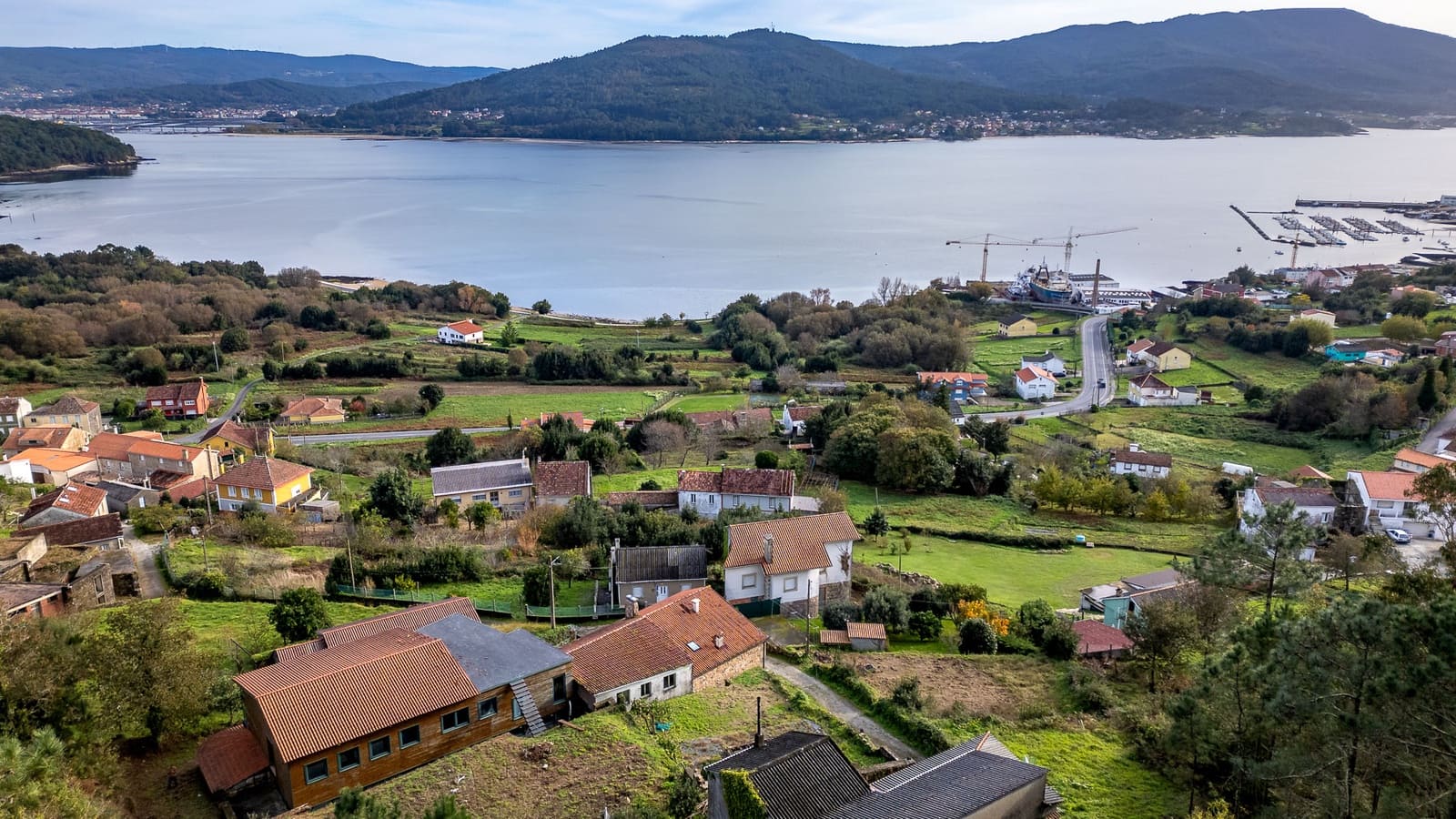 5 soveværelse Finca/Landehus til salg i Outes - € 350.000 (Ref: 8729542)