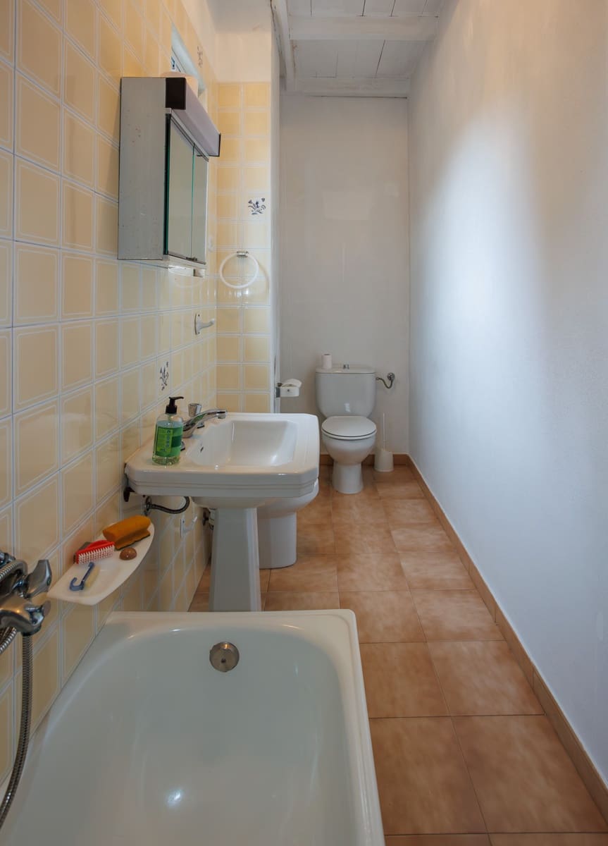 8 slaapkamer Finca/Landhuis te koop in Cospeito - € 200.000 (Ref: 8737361)