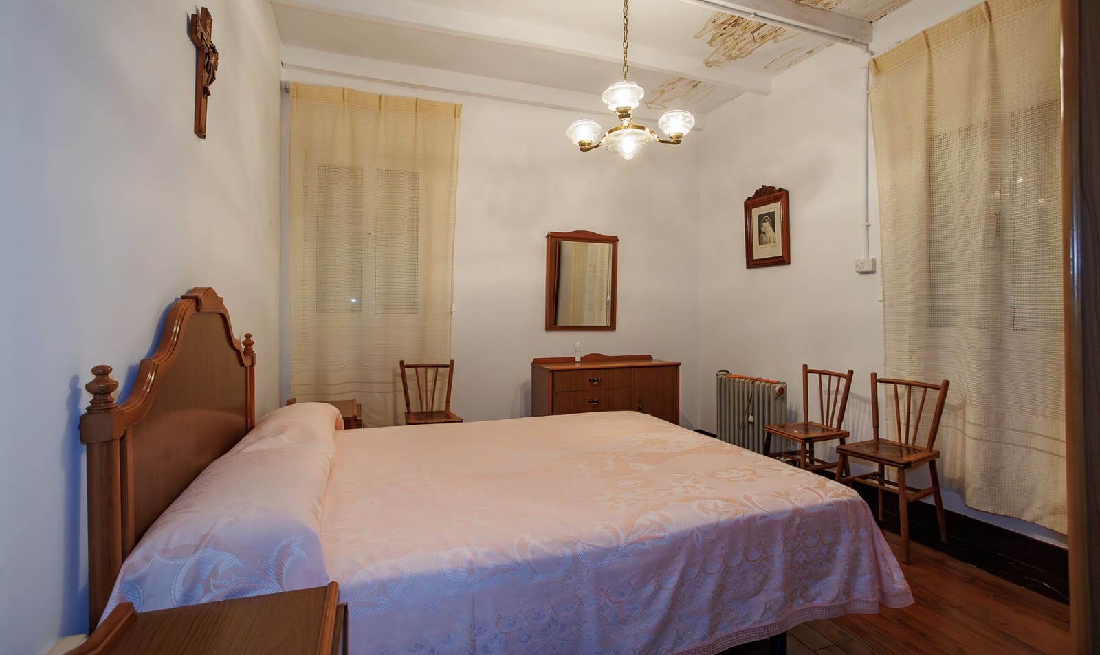 8 slaapkamer Finca/Landhuis te koop in Cospeito - € 200.000 (Ref: 8737361)