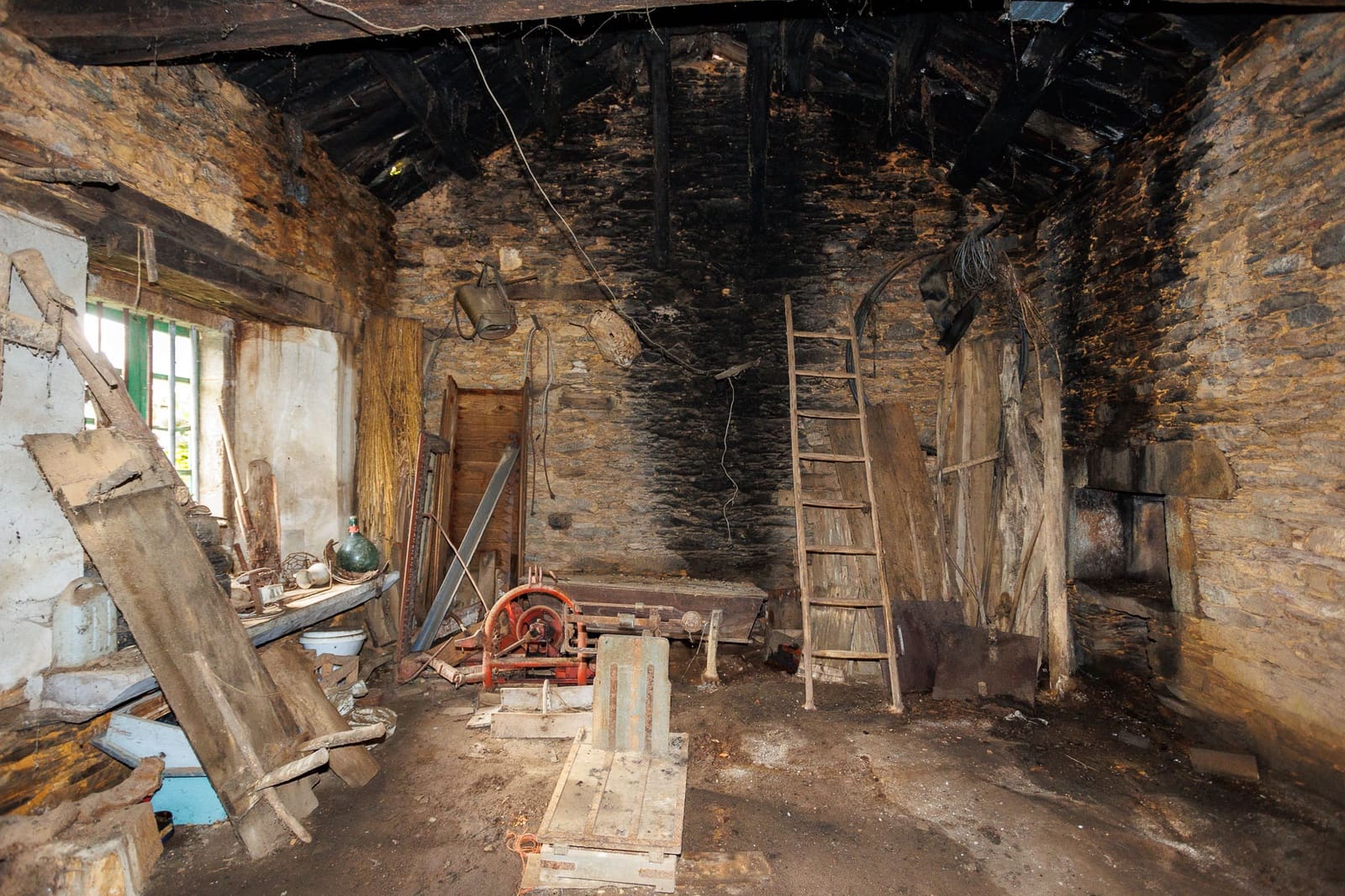 8 slaapkamer Finca/Landhuis te koop in Cospeito - € 200.000 (Ref: 8737361)