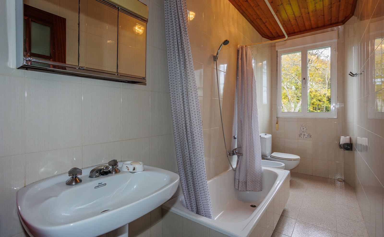 8 sovrum Finca/Hus på landet till salu i Cospeito med garage - 190 000 € (Ref: 8737361)