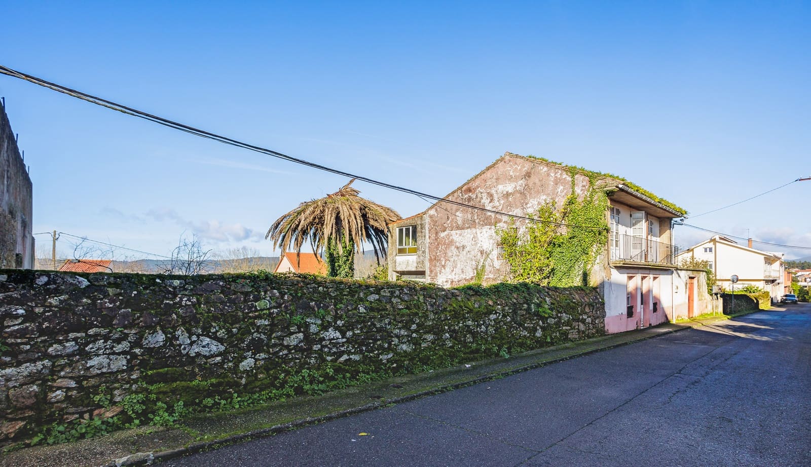 4 bedroom Finca/Country House for sale in Noia - € 330,000 (Ref: 8752213)