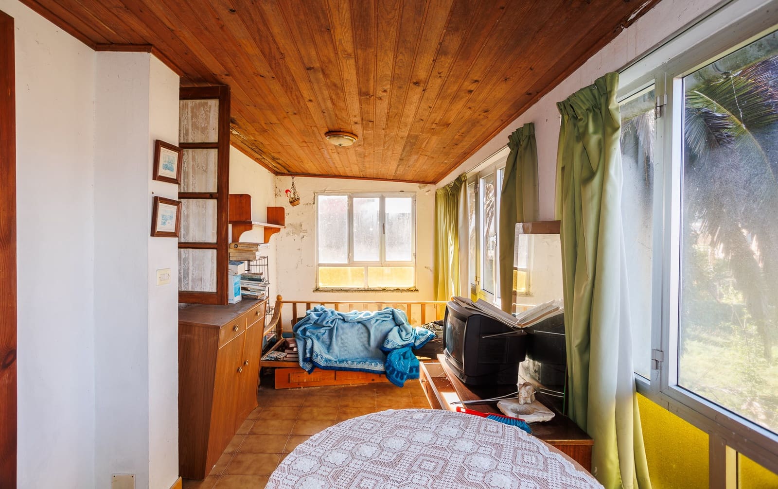 4 bedroom Finca/Country House for sale in Noia - € 330,000 (Ref: 8752213)