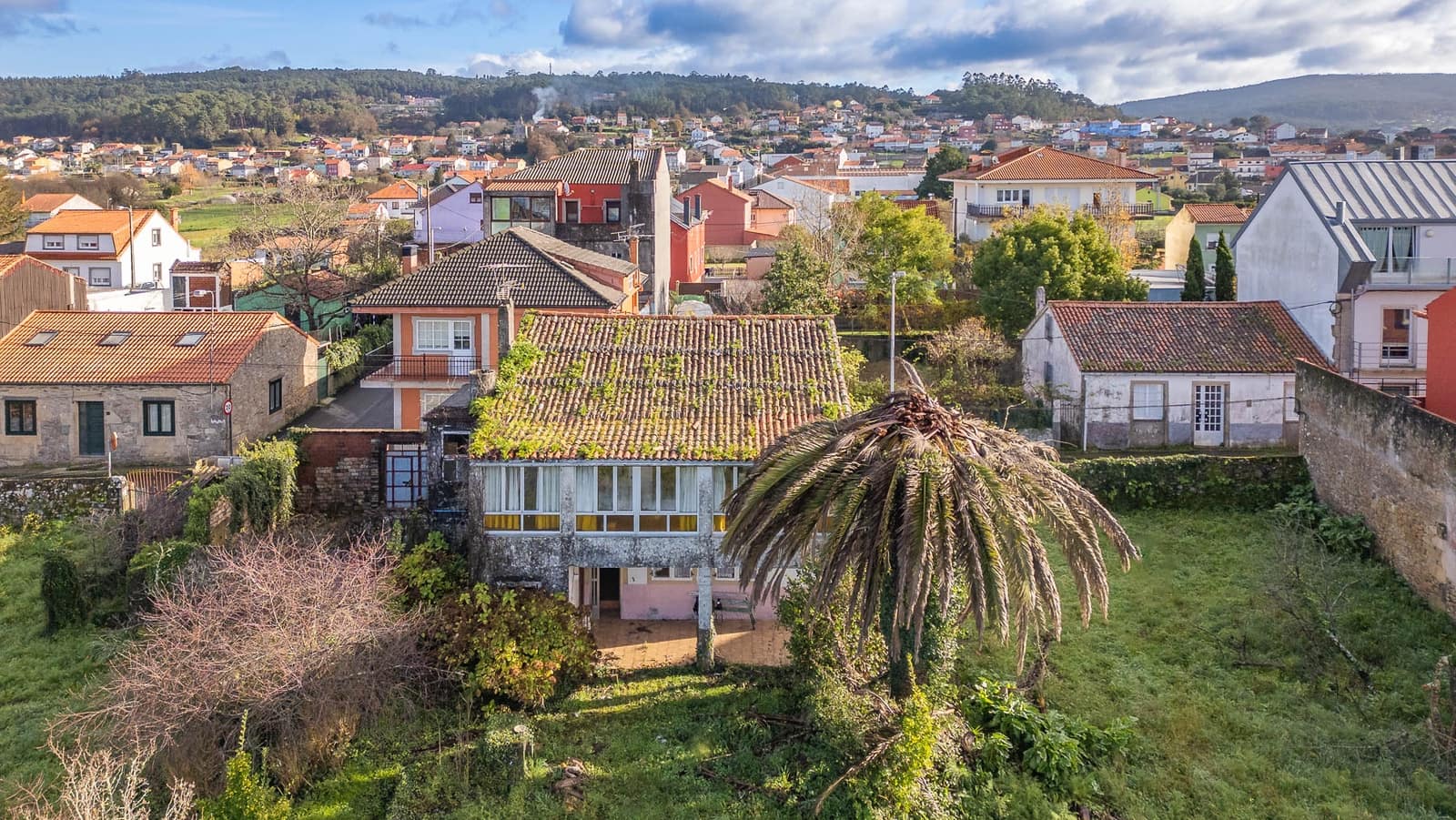 4 bedroom Finca/Country House for sale in Noia - € 330,000 (Ref: 8752213)