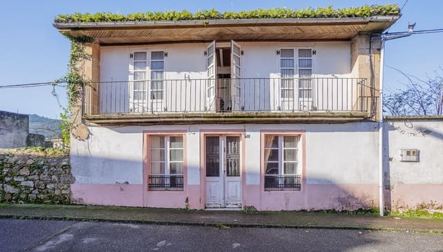 4 bedroom Finca/Country House for sale in Noia - € 330,000 (Ref: 8752213)