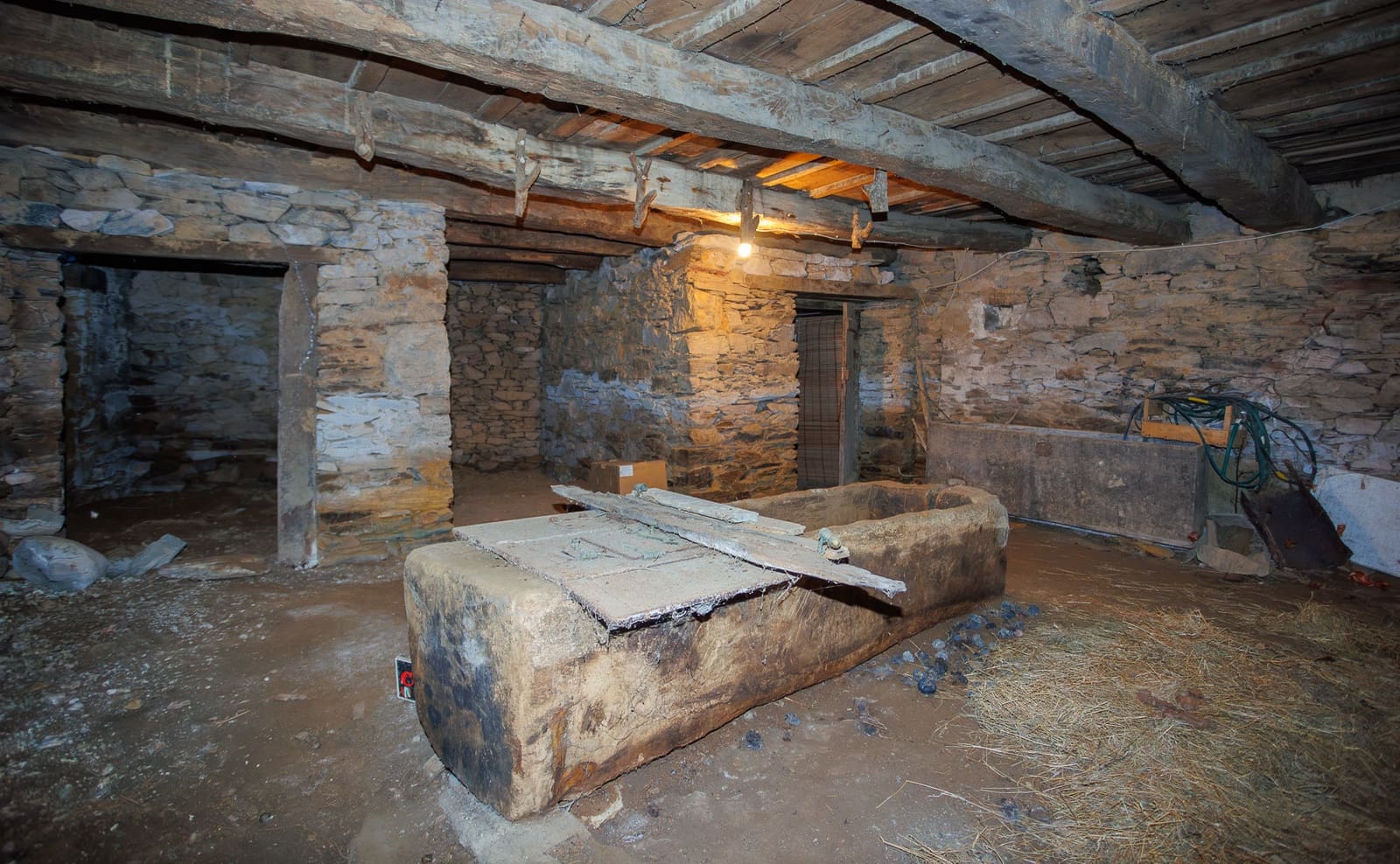 7 soveværelse Finca/Landehus til salg i Becerrea - € 190.000 (Ref: 8770920)