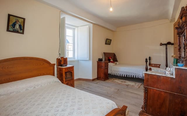 7 makuuhuone Maalaistalo myytävänä paikassa Becerreá - 190 000 € (Ref: 8770920)