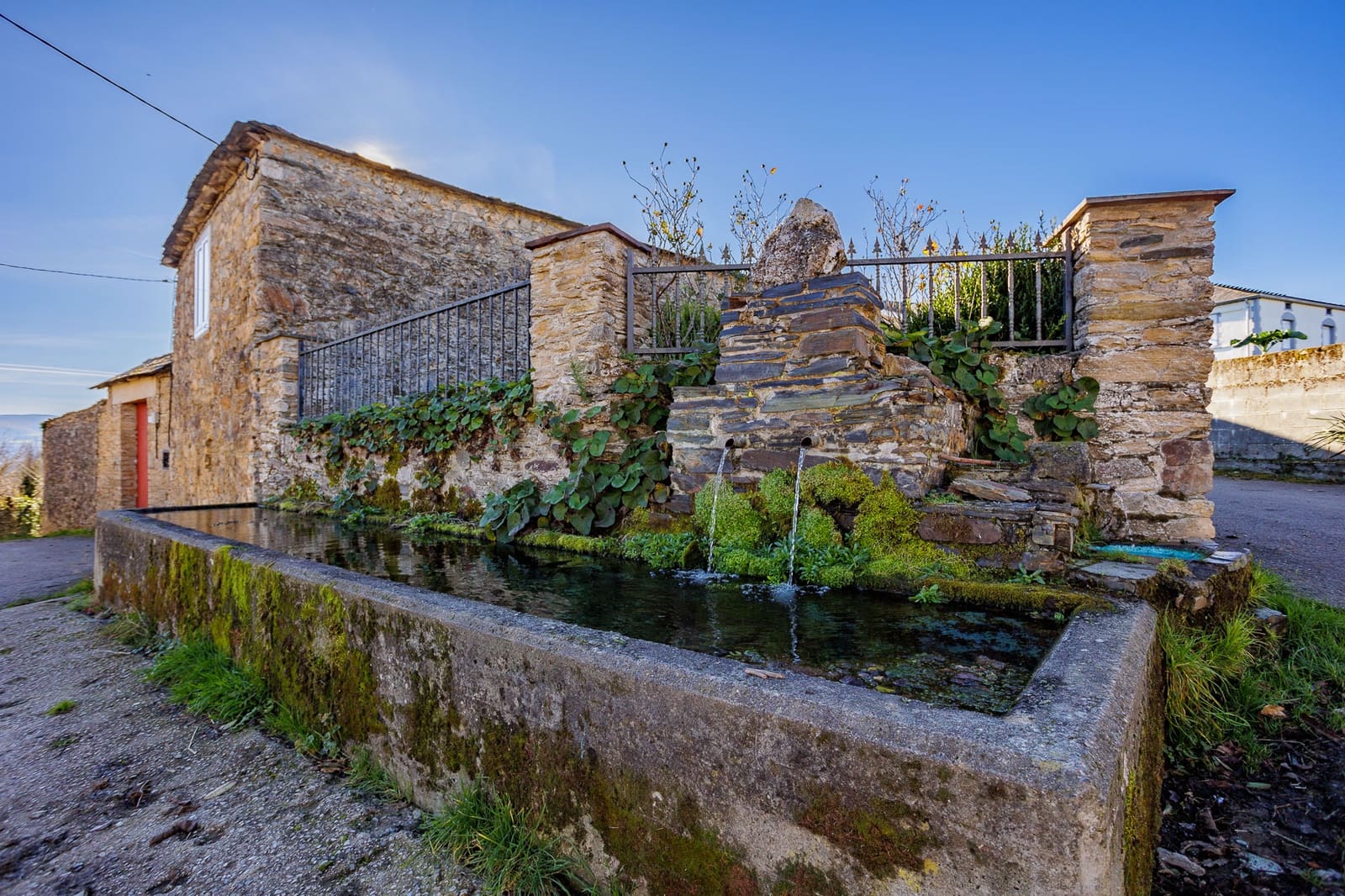 7 soveværelse Finca/Landehus til salg i Becerrea - € 190.000 (Ref: 8770920)