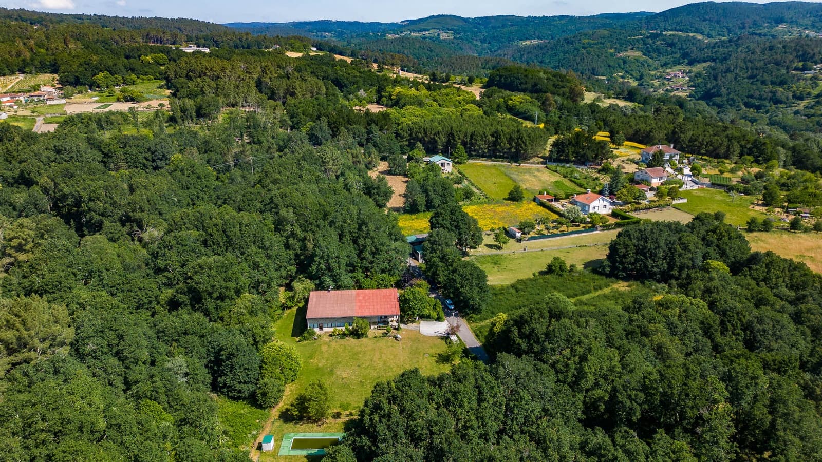 4 soveværelse Virksomhed til salg i Coles med swimmingpool - € 390.000 (Ref: 8781317)