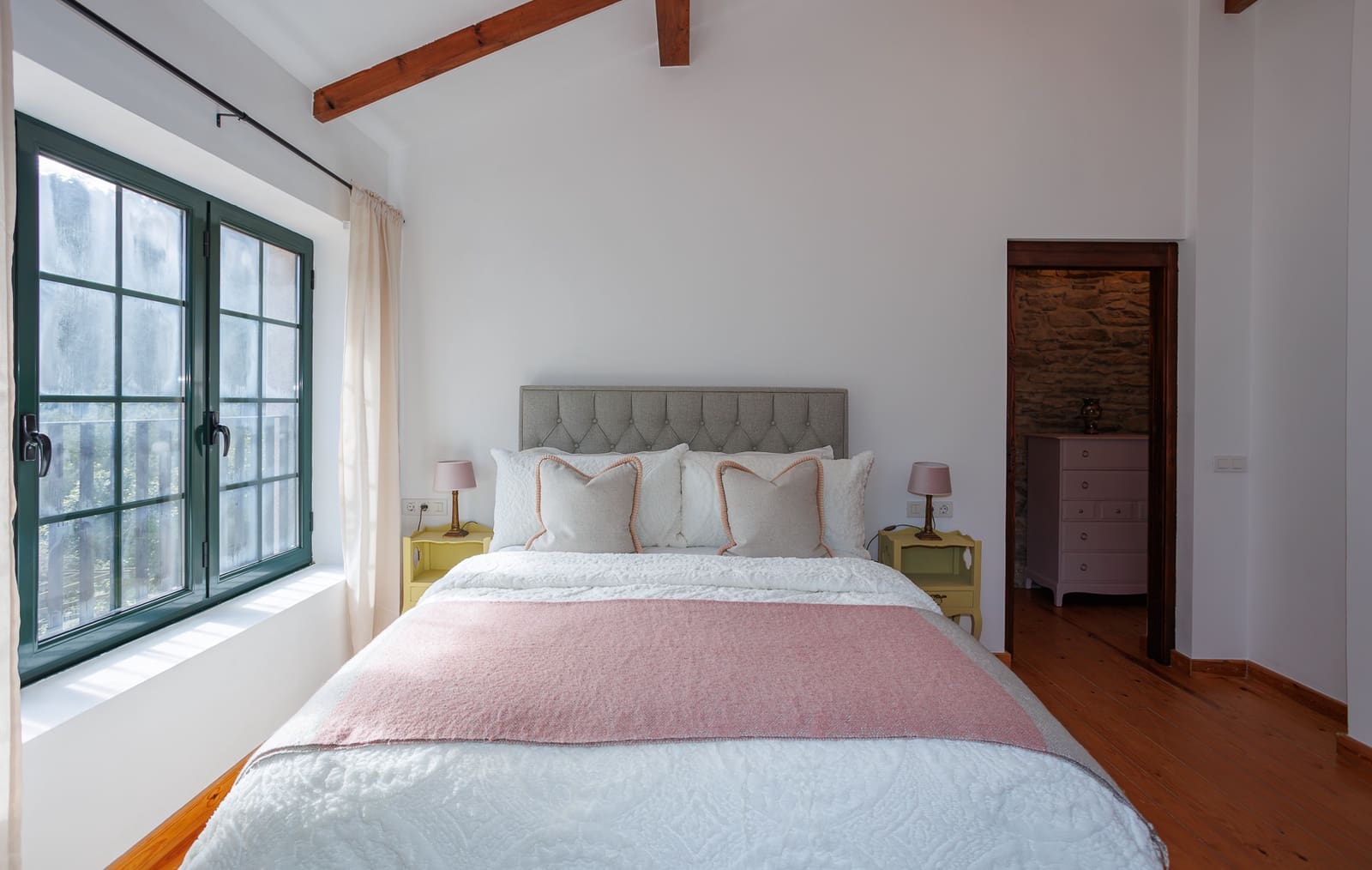 7 bedroom Finca/Country House for sale in Cedeira - € 570,000 (Ref: 8880900)