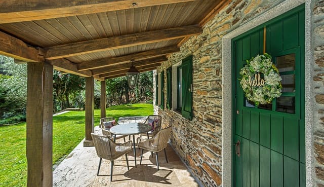 7 bedroom Finca/Country House for sale in Cedeira - € 570,000 (Ref: 8880900)