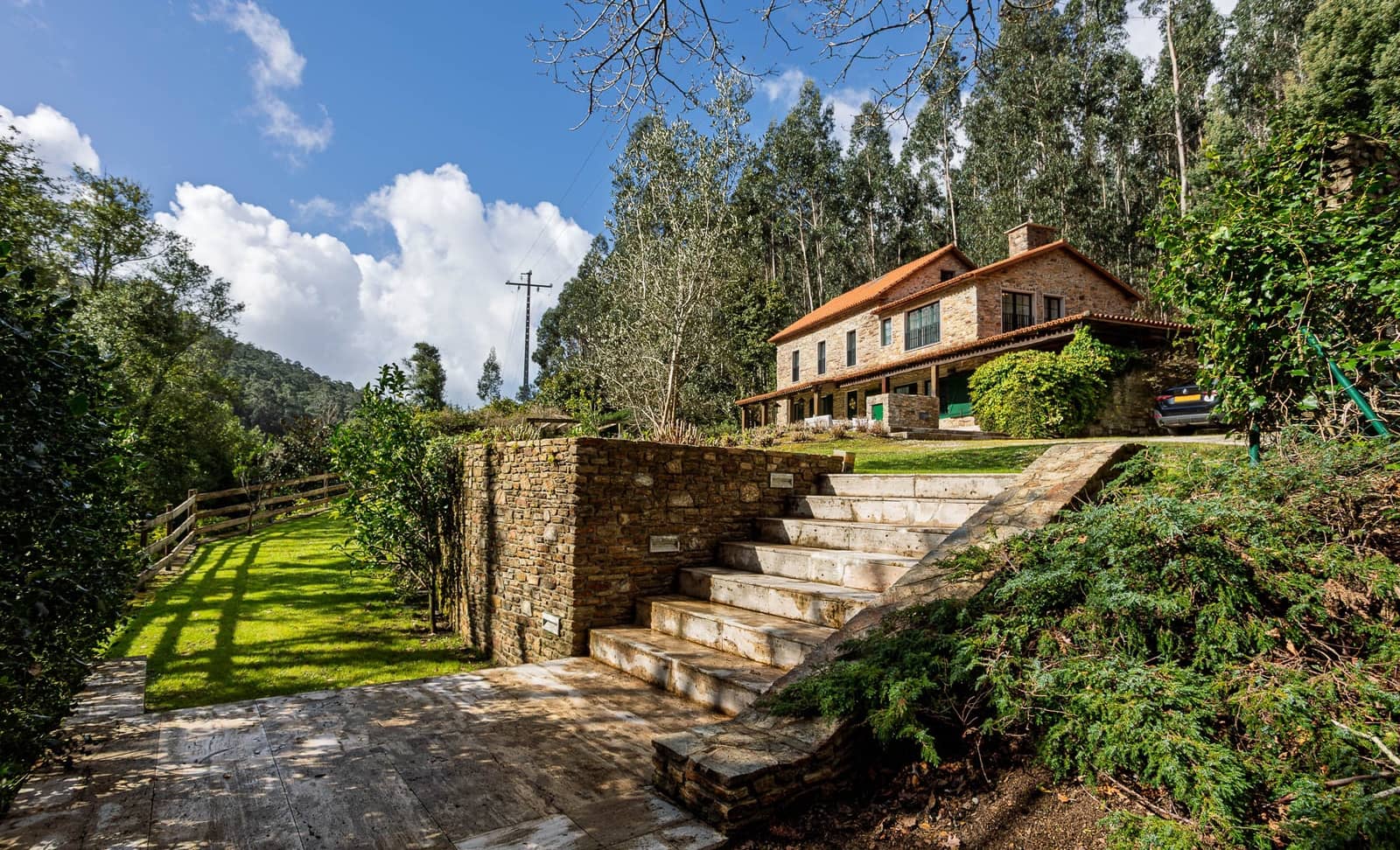 7 bedroom Finca/Country House for sale in Cedeira - € 570,000 (Ref: 8880900)