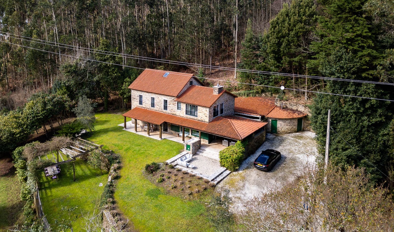 7 bedroom Finca/Country House for sale in Cedeira - € 570,000 (Ref: 8880900)