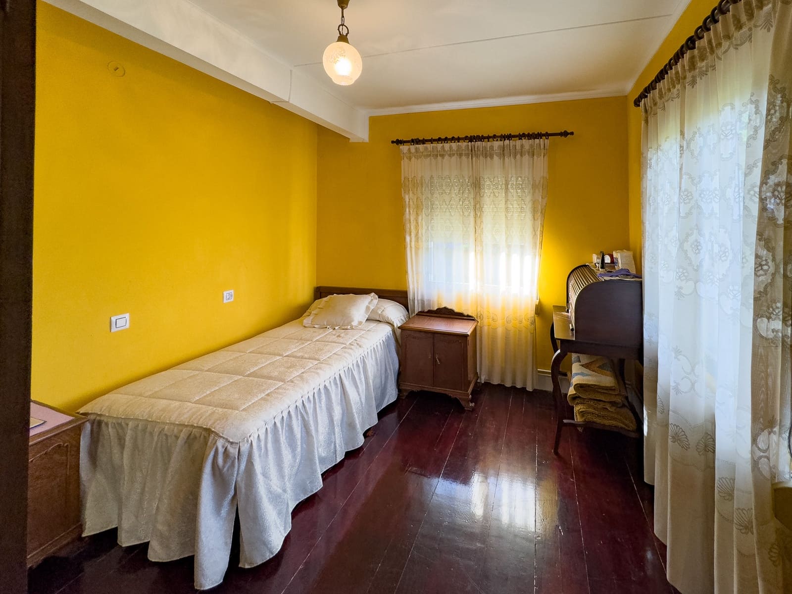 4 soveværelse Finca/Landehus til salg i A Pontenova - € 120.000 (Ref: 8880902)