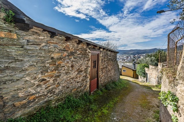 1 sovrum Finca/Hus på landet till salu i A Rúa - 99 000 € (Ref: 8881270)