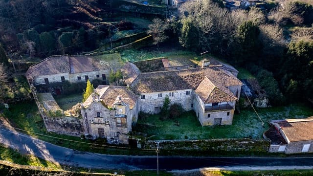 Finca/Casa Rural de 1 habitación en Cenlle en venta - 890.000 € (Ref: 8882164)