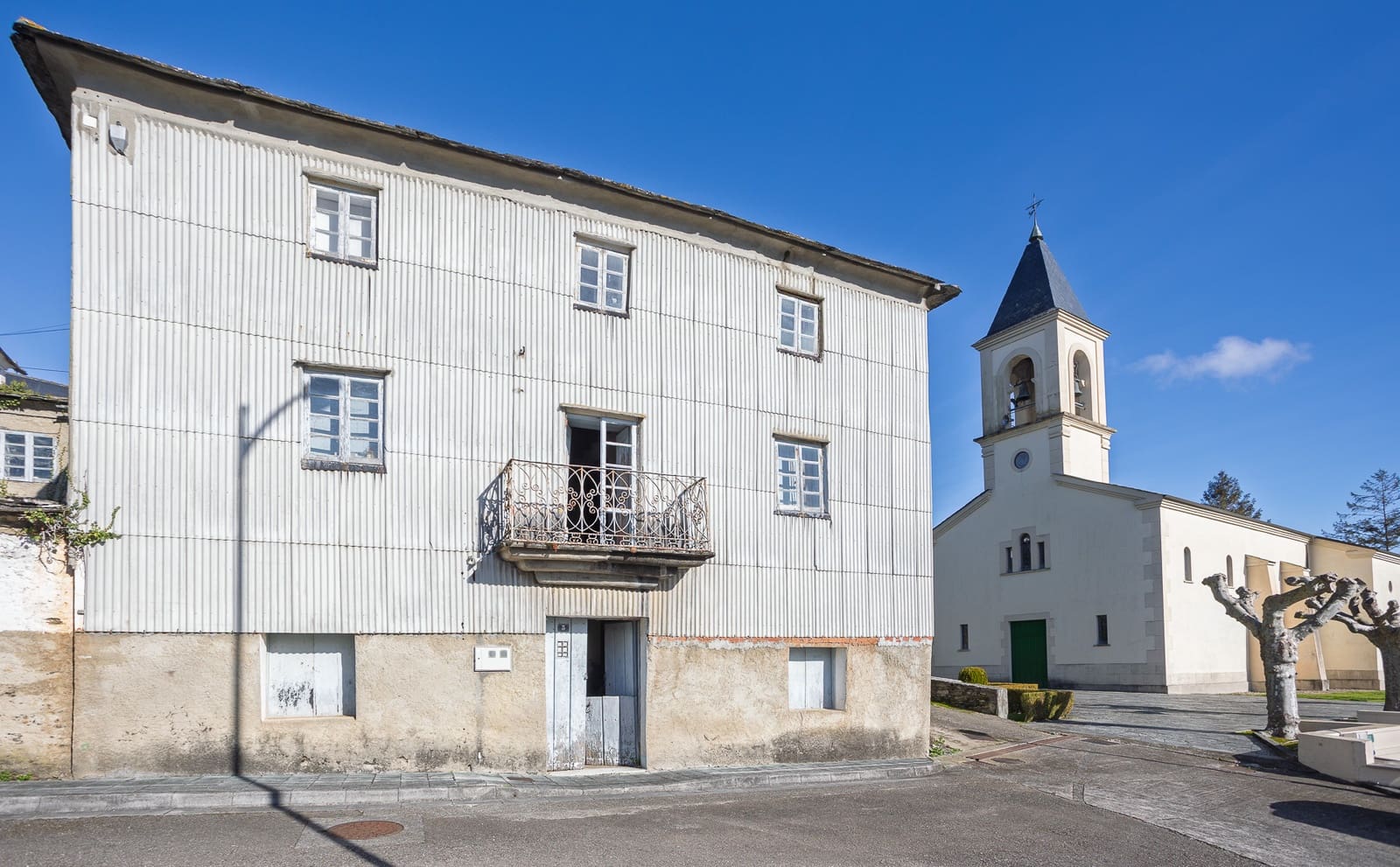 10 bedroom Finca/Country House for sale in Trabada - € 75,000 (Ref: 8882166)