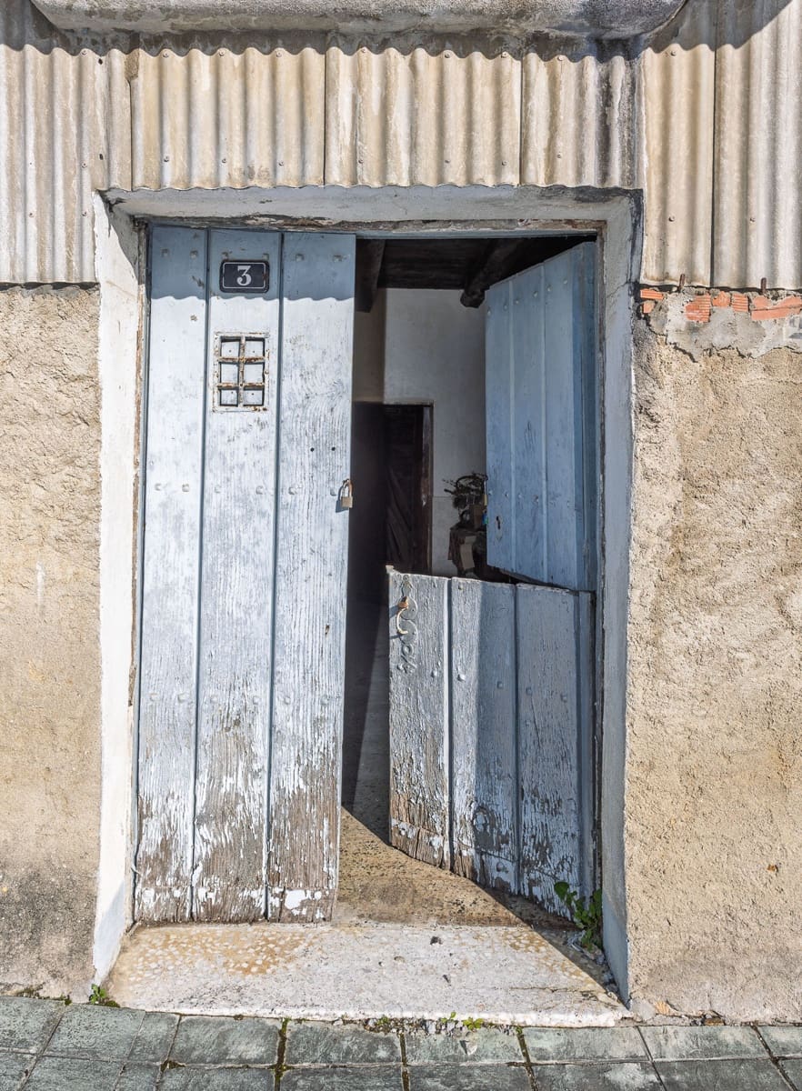 10 bedroom Finca/Country House for sale in Trabada - € 75,000 (Ref: 8882166)