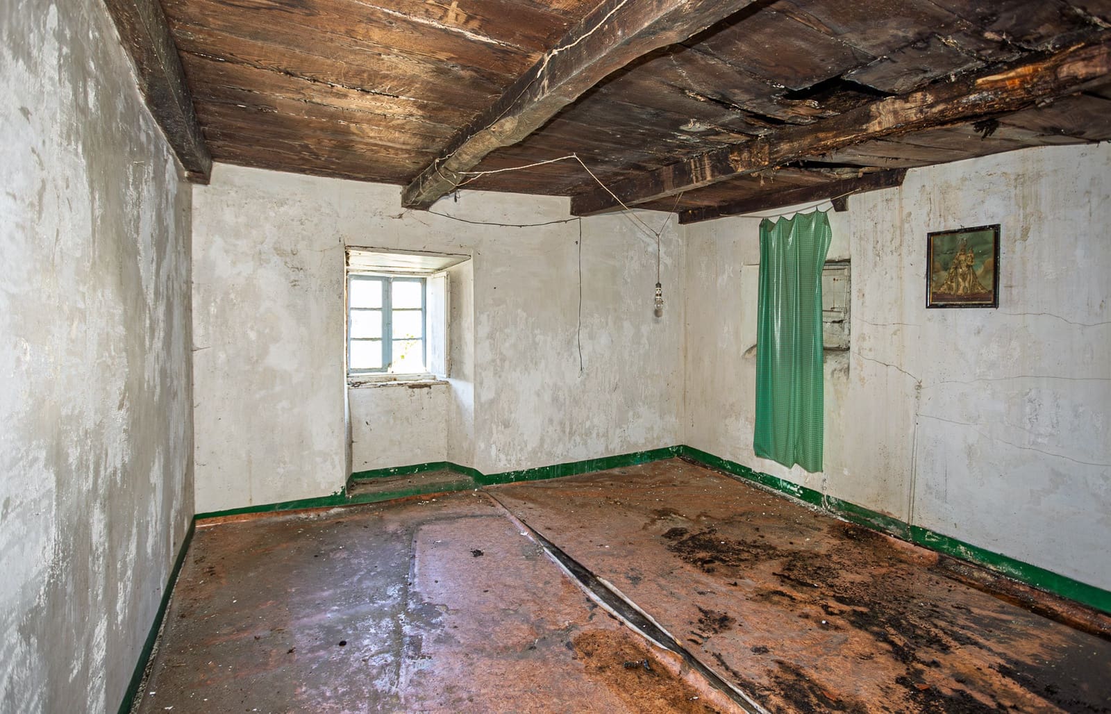 10 bedroom Finca/Country House for sale in Trabada - € 75,000 (Ref: 8882166)