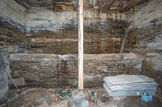 10 bedroom Finca/Country House for sale in Trabada - € 75,000 (Ref: 8882166)