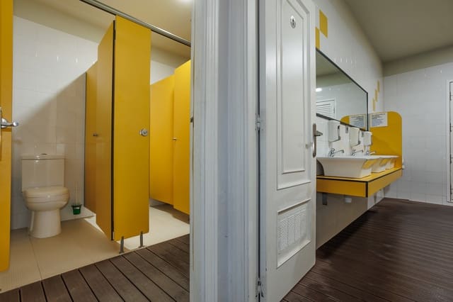 1 bedroom Business for sale in O Pino - € 425,000 (Ref: 8897961)